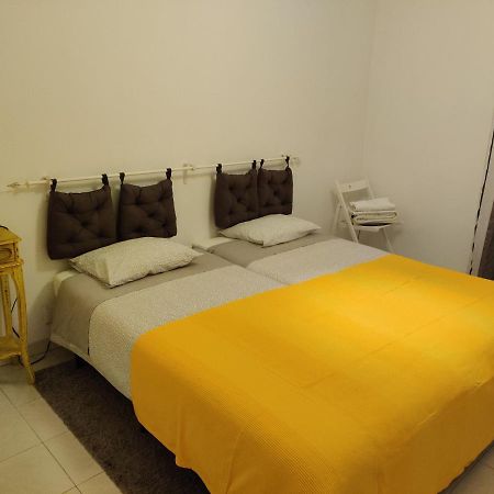 Vasco Santana Guesthouse โอดิเวลัส ภายนอก รูปภาพ