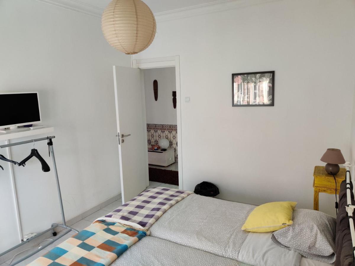 Vasco Santana Guesthouse โอดิเวลัส ภายนอก รูปภาพ
