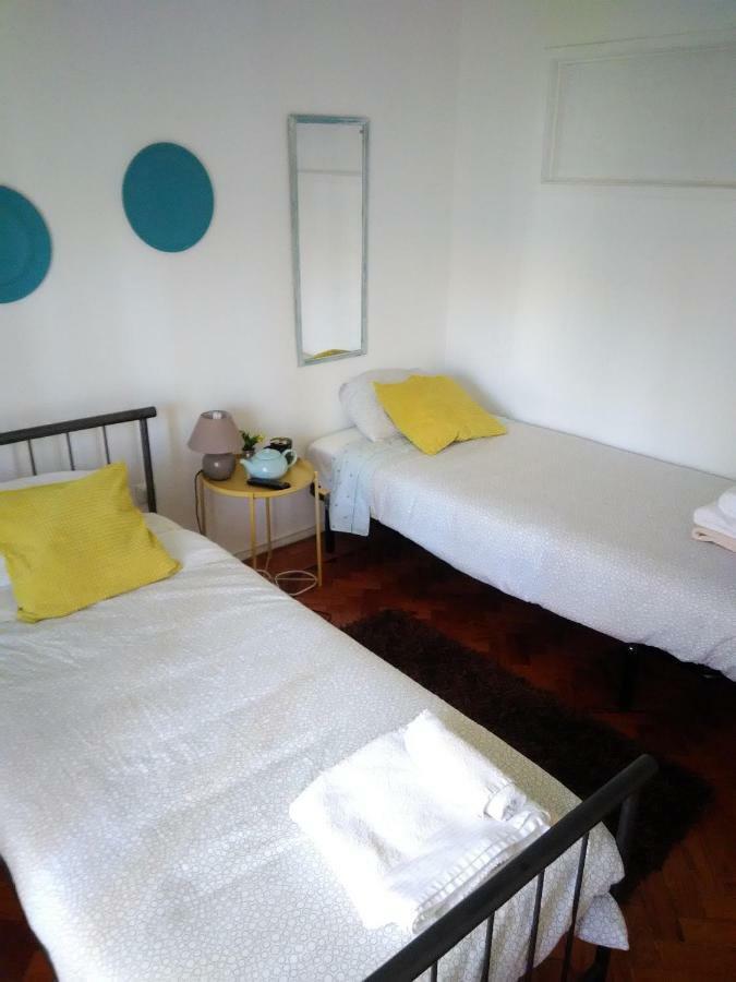 Vasco Santana Guesthouse โอดิเวลัส ภายนอก รูปภาพ